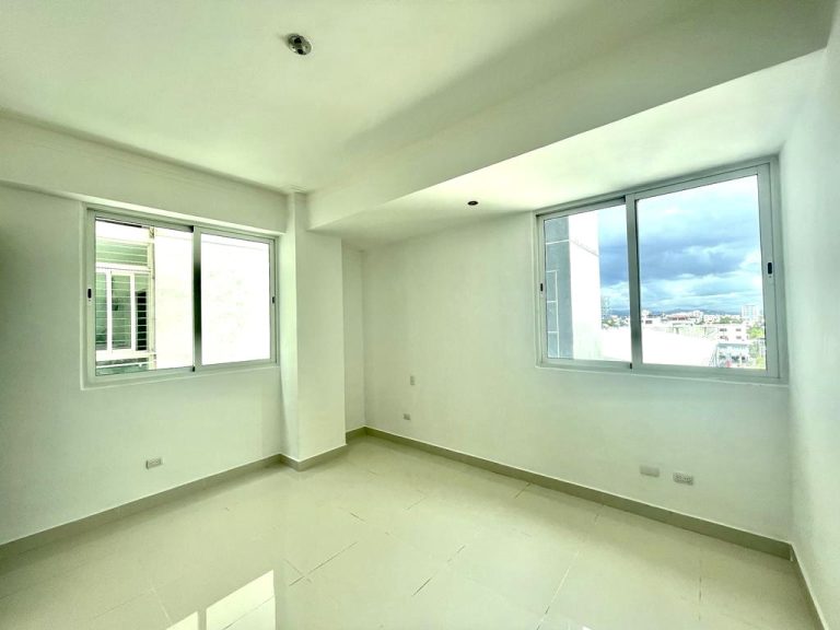 Beautiful Spacious apartment for sale In Santo Domingo
